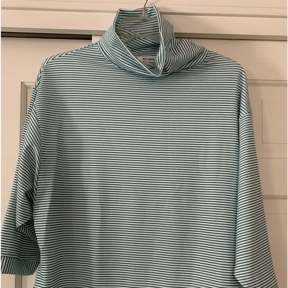 Loose turtle neck size small green/white striped top by Belinda
